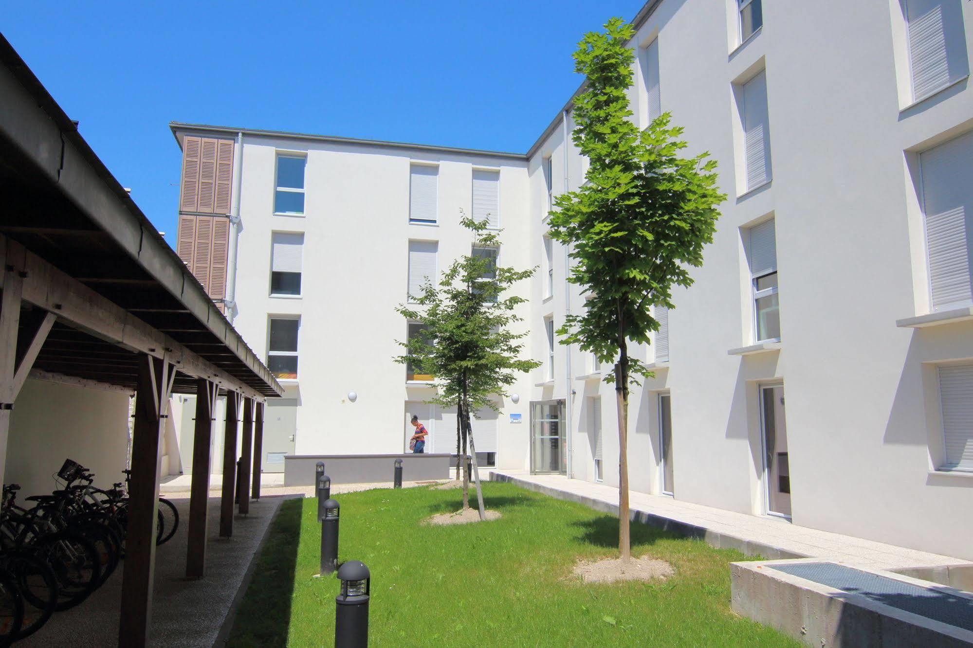 Residence Hoteliere Laudine ランス エクステリア 写真